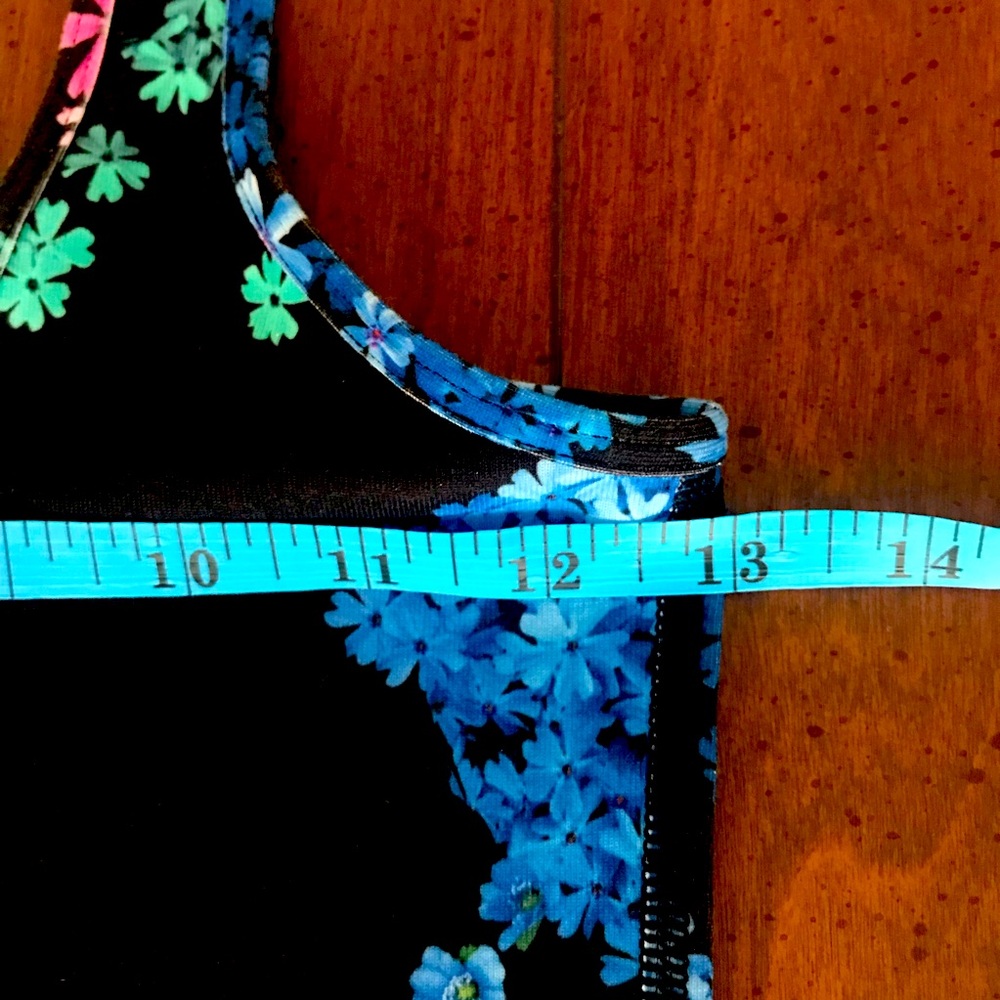 Lululemon Floral Racerback Tank- See Measurements‎ - Picture 3 of 7